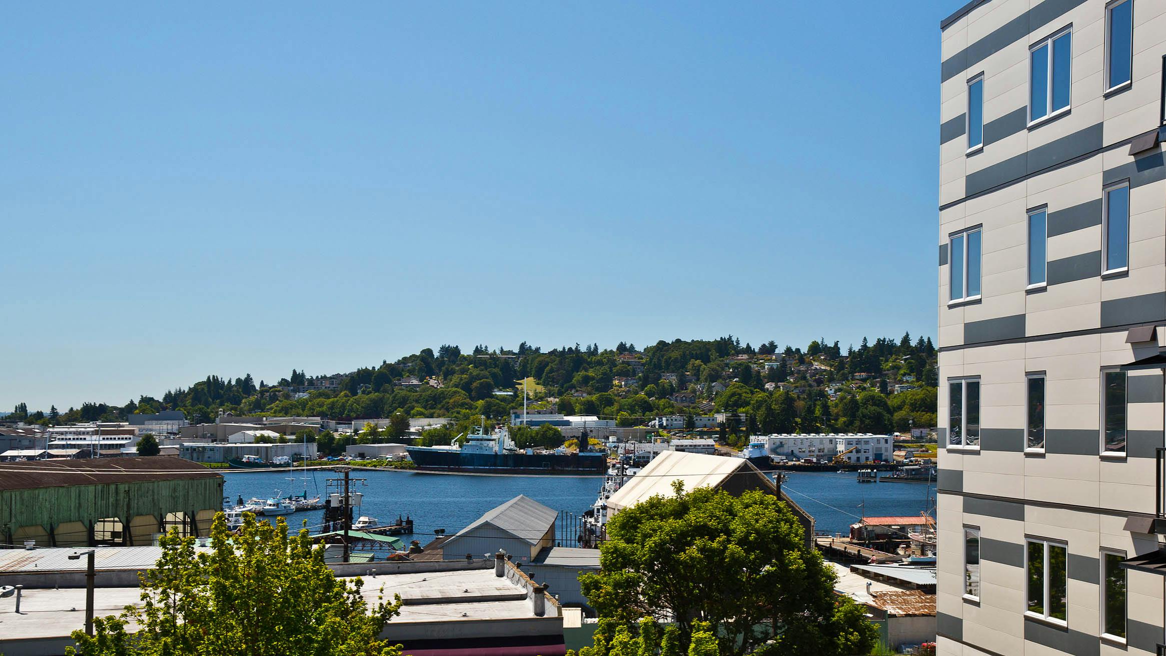 AMLI Mark 24 - pet-friendly rental in Seattle