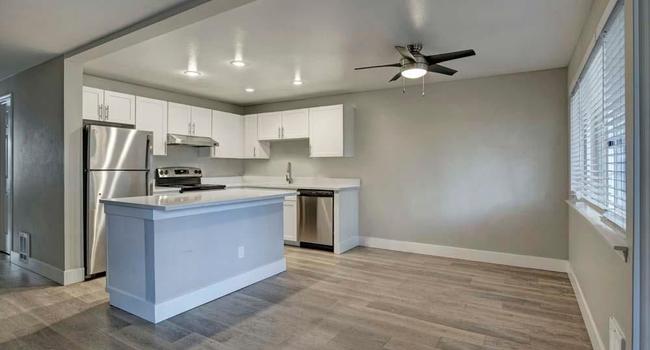 Chandlers Bay - pet-friendly rental in Federal Way
