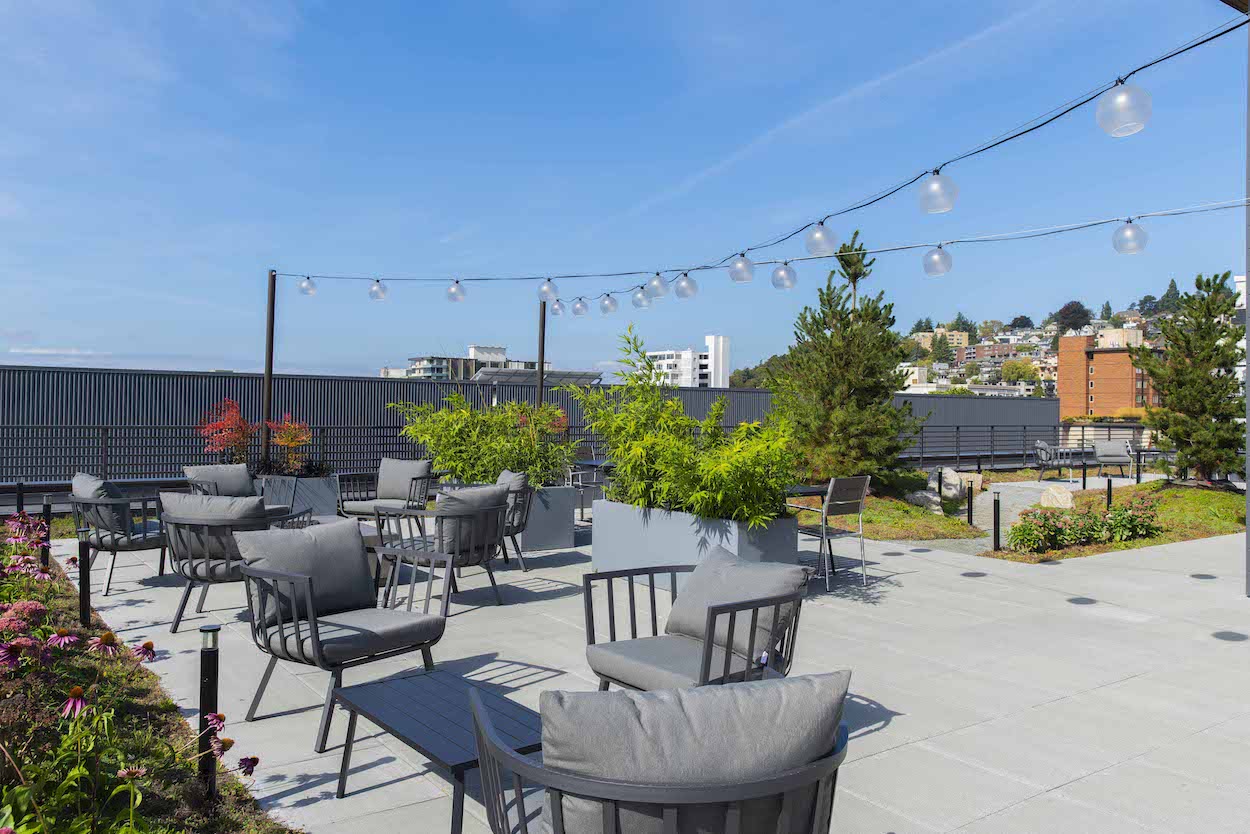Kirin Apartments - pet-friendly rental in Seattle