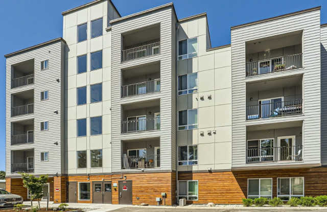 Riverfront Everett - pet-friendly rental in Everett