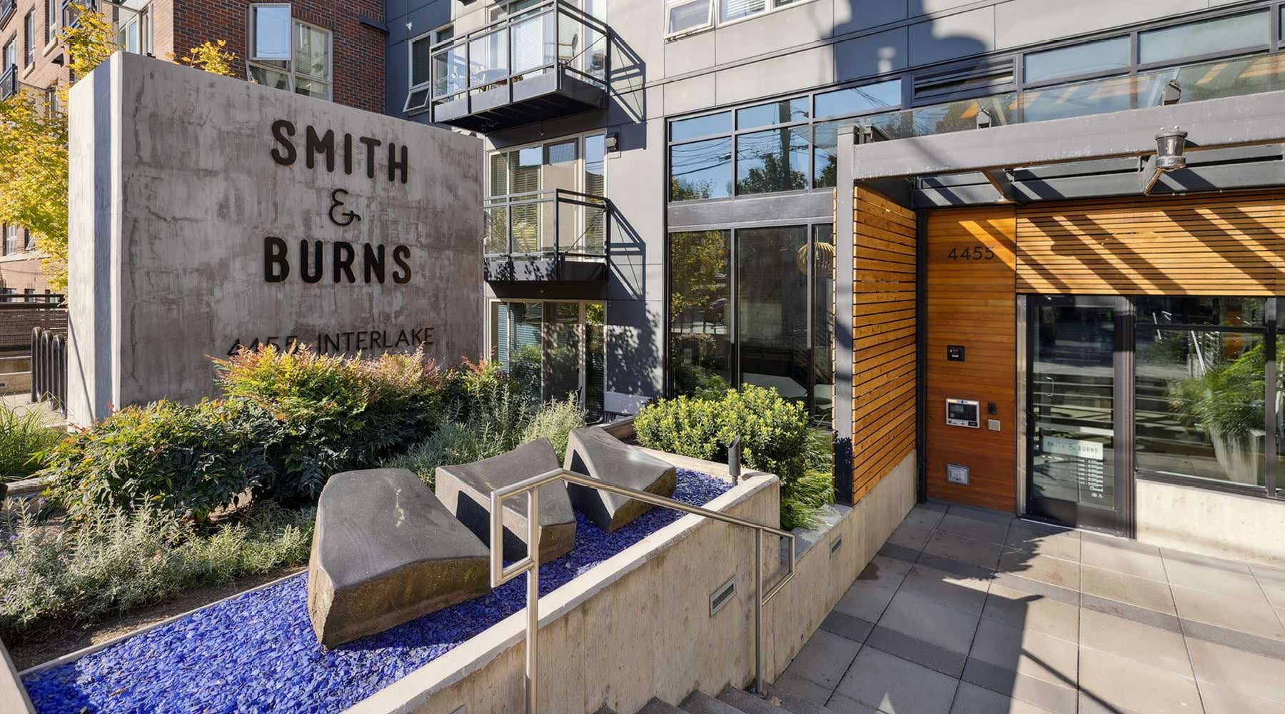 Smith & Burns - pet-friendly rental in Seattle