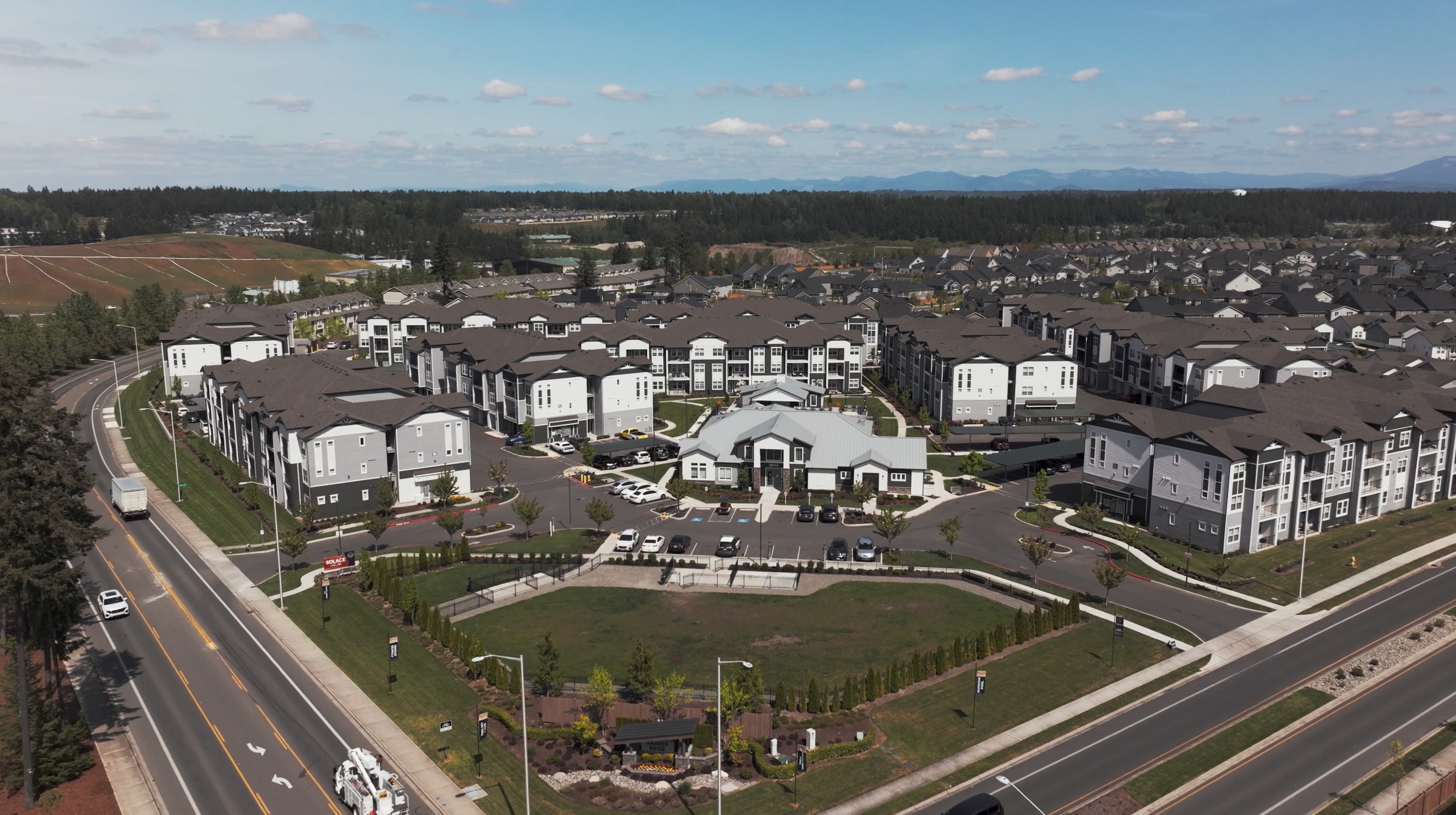 Solace at Rainier Ridge - pet-friendly rental in Puyallup