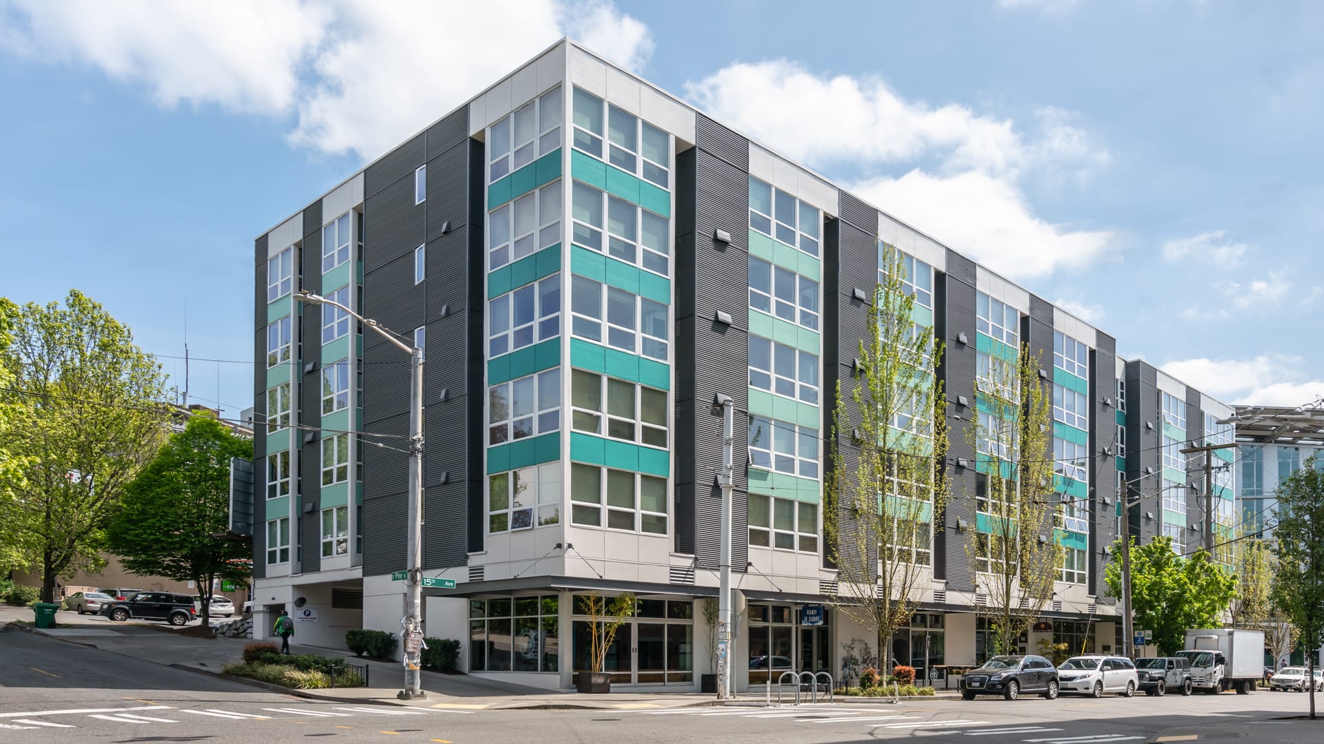 The Pearl Apartments - pet-friendly rental in Seattle